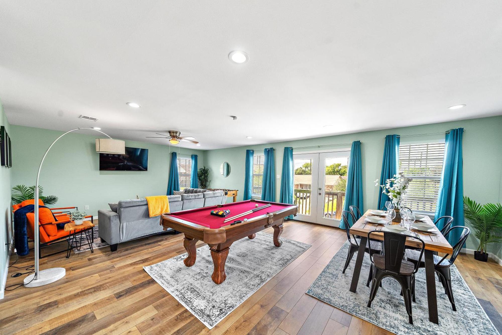 Nr Beach Pier Oasis Game Tables Yard Bbq Galveston Esterno foto