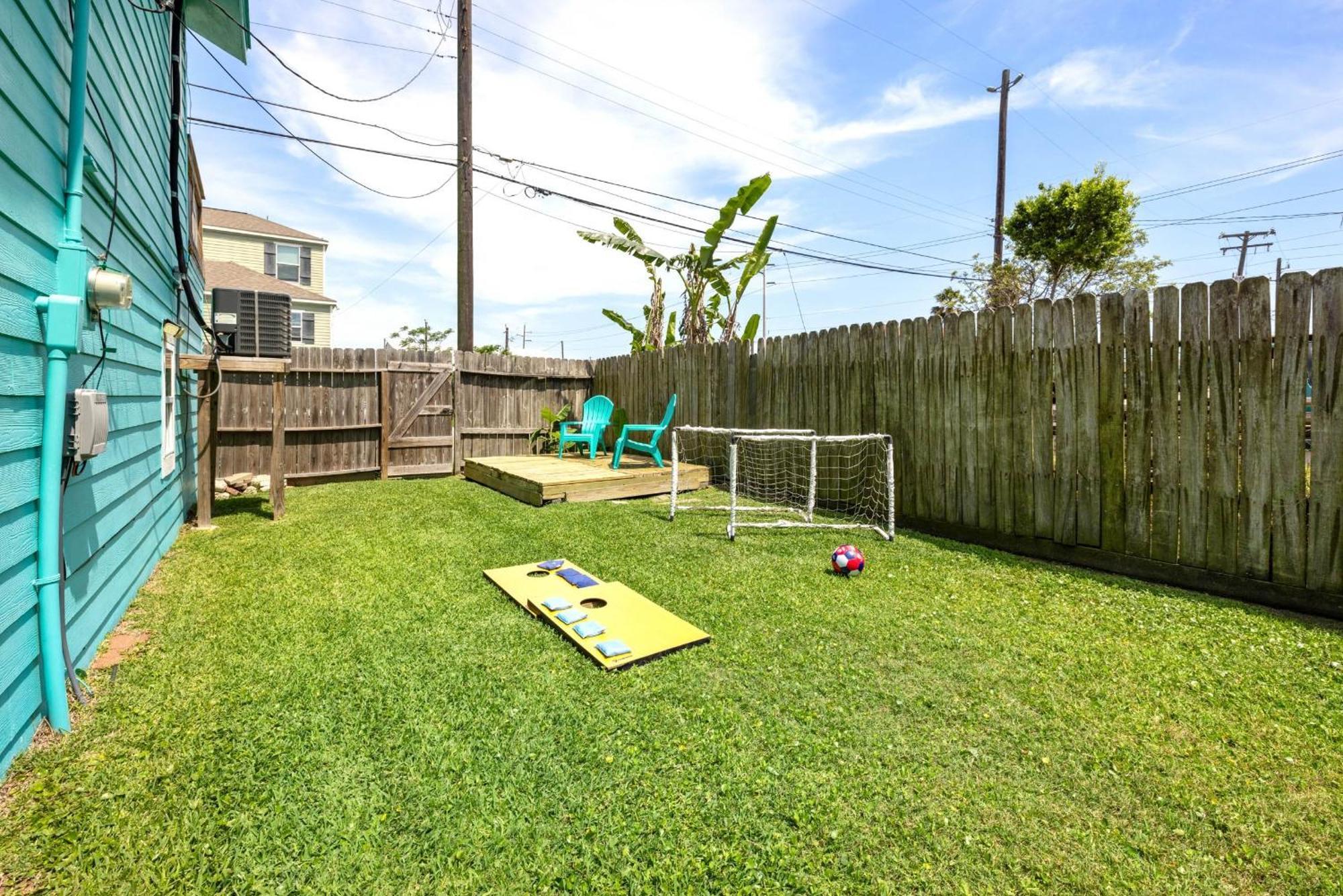 Nr Beach Pier Oasis Game Tables Yard Bbq Galveston Esterno foto